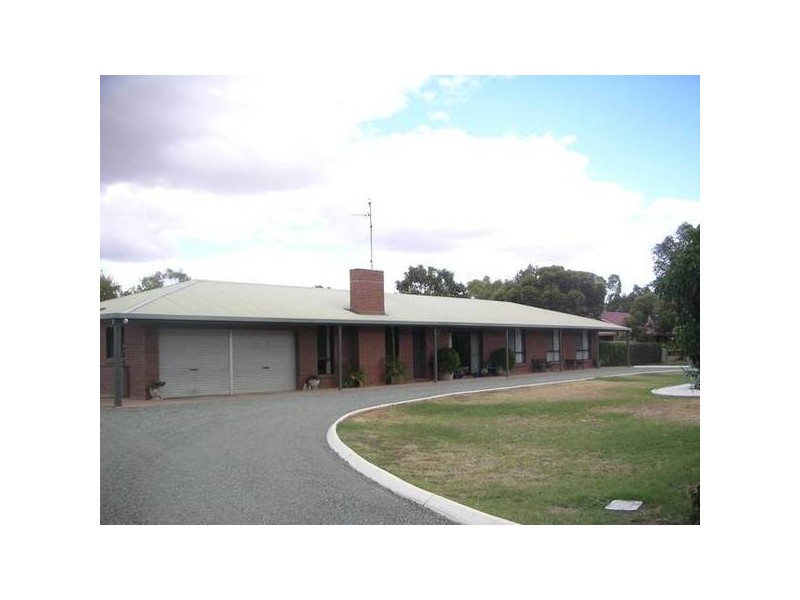 21 Tangey Lane, Echuca VIC 3564