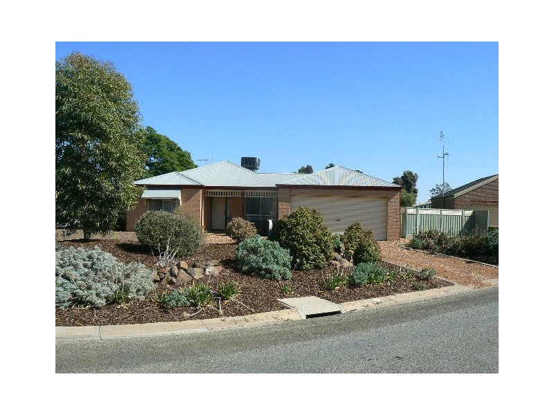 1 John Close, Echuca VIC 3564