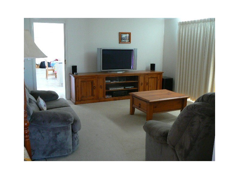 1 John Close, Echuca VIC 3564