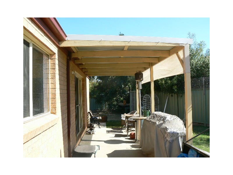 1 John Close, Echuca VIC 3564