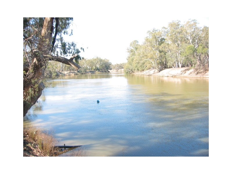 100 Pianta Road, Echuca VIC 3564