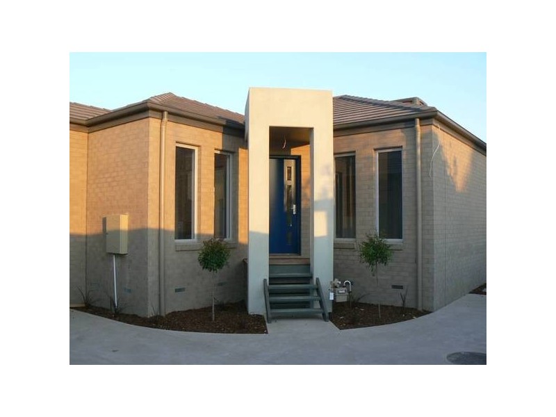 1 & 2/105 Goulburn Road, Echuca VIC 3564