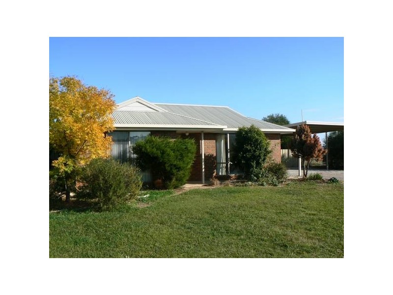 1364 Simmie Road, Echuca VIC 3564