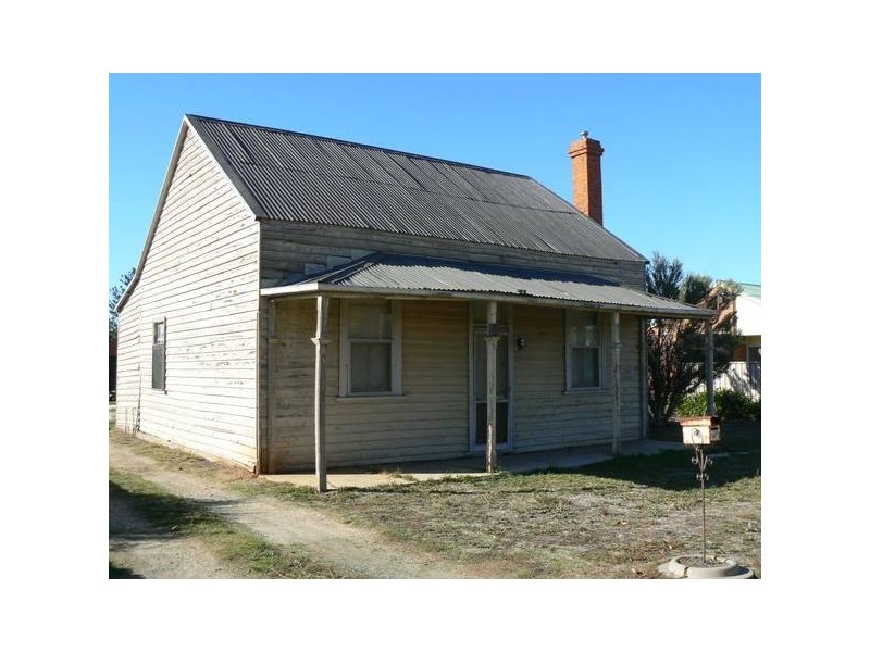 64 Mitchell Street, Echuca VIC 3564