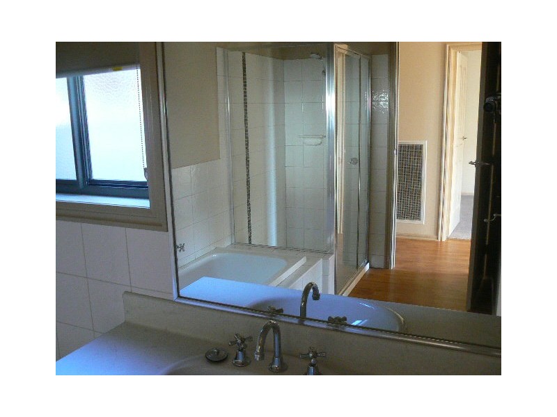 1/76 Sturt St, Echuca VIC 3564