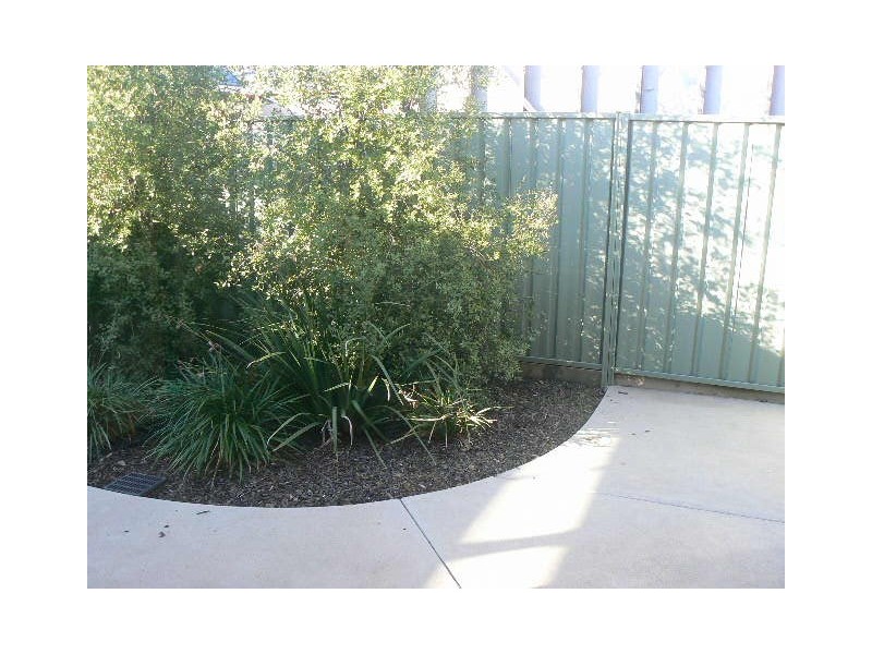 1/76 Sturt St, Echuca VIC 3564