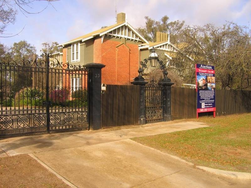 33 Crofton Street, Echuca VIC 3564