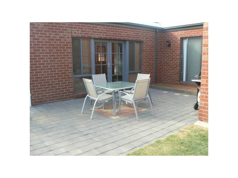 11 Aberdeen Way, Moama NSW 2731