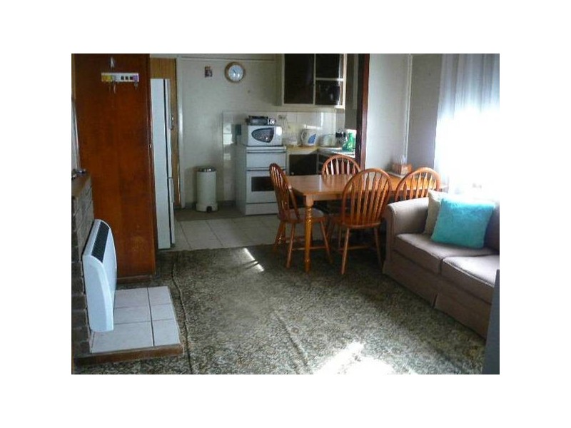 18 Echuca St, Moama NSW 2731