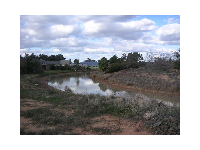 30 Kingfisher Drive West, Moama NSW 2731