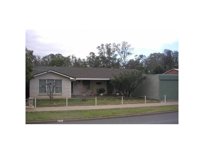 284 Ogilvie Avenue, Echuca VIC 3564