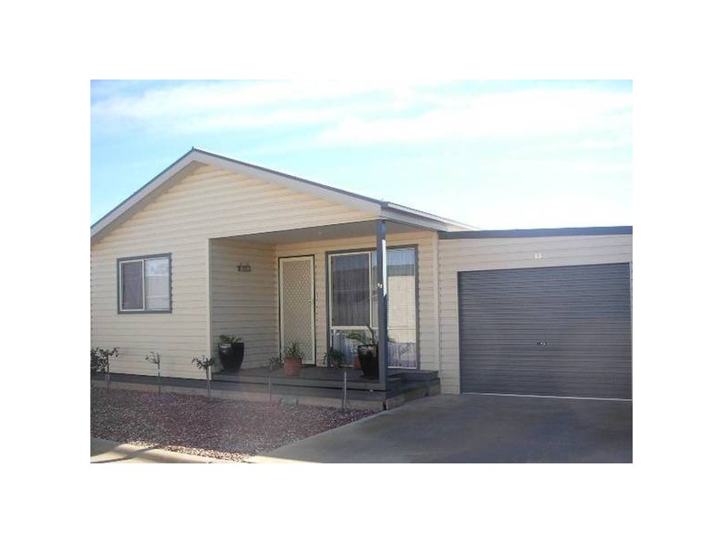 13 Swan Boulevard, Cobb Haven, Moama NSW 2731