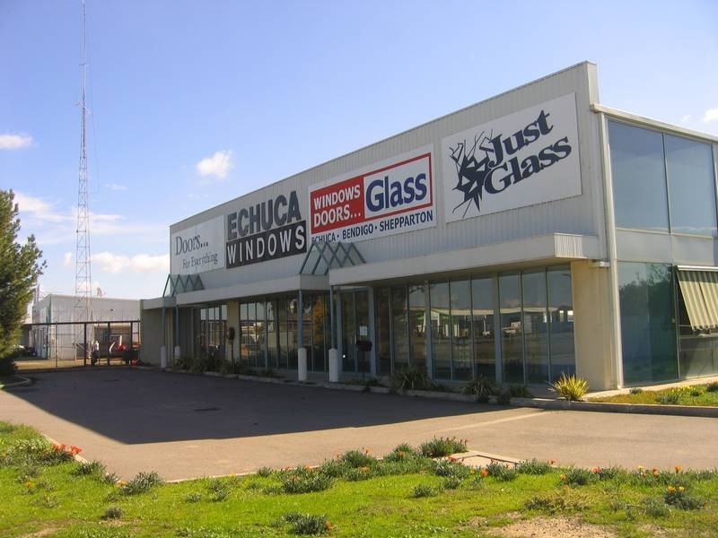 122 – 126 Ogilvie Avenue, Echuca VIC 3564