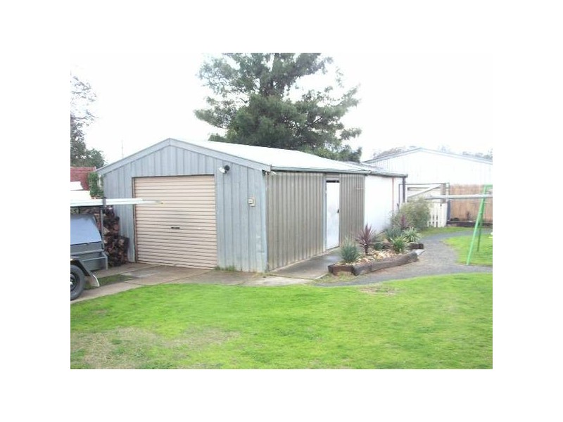 82 Crossen Street, Echuca VIC 3564