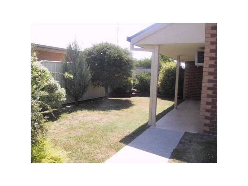 24 Bowen St, Echuca VIC 3564
