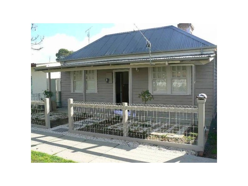 34 McKinlay Street, Echuca VIC 3564