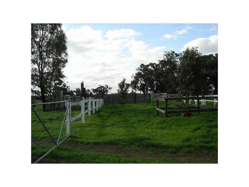 2 Nolan Road, Echuca VIC 3564