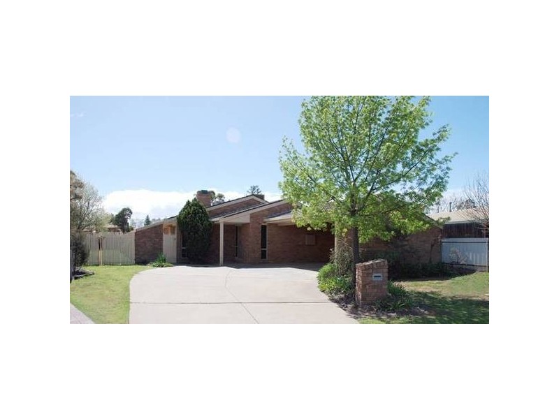 10 POLLARD PLACE, Moama NSW 2731