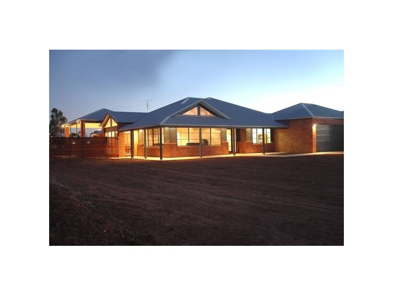 5 Silvergums Drive, Moama NSW 2731