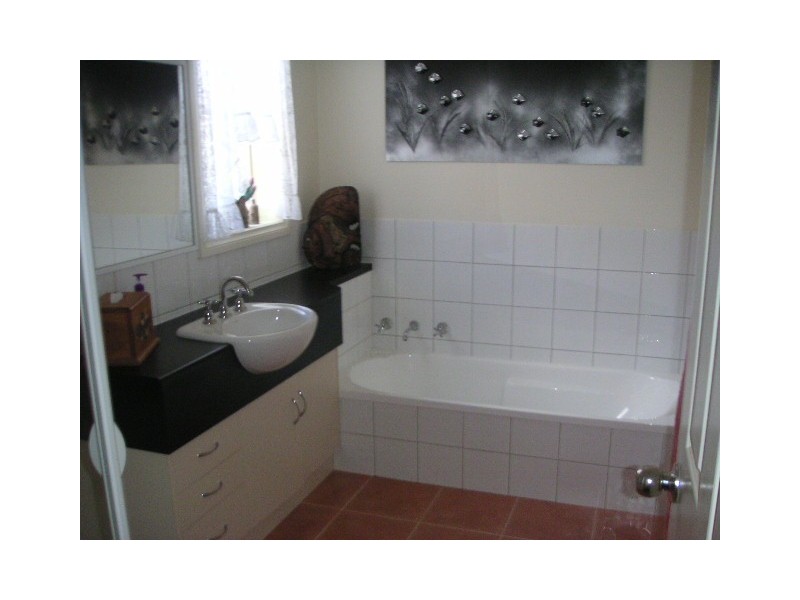 2/114 Sutton Street, Echuca VIC 3564