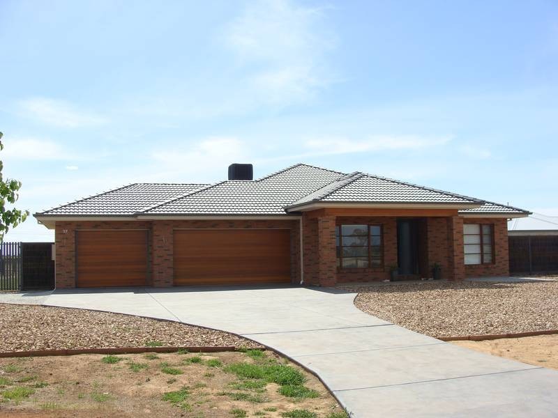 37 Cabernet Dve, Moama NSW 2731