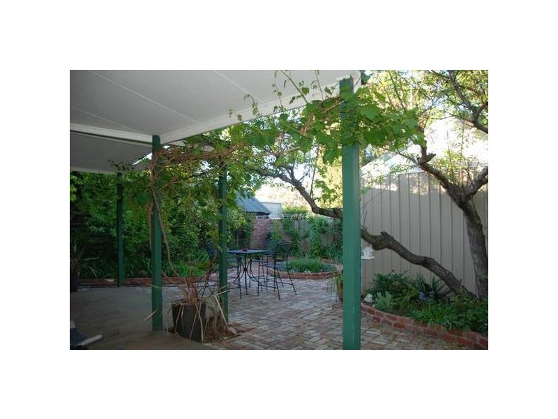 15 Dickson St, Echuca VIC 3564