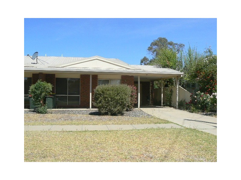 1/27 Maiden Street, Moama NSW 2731