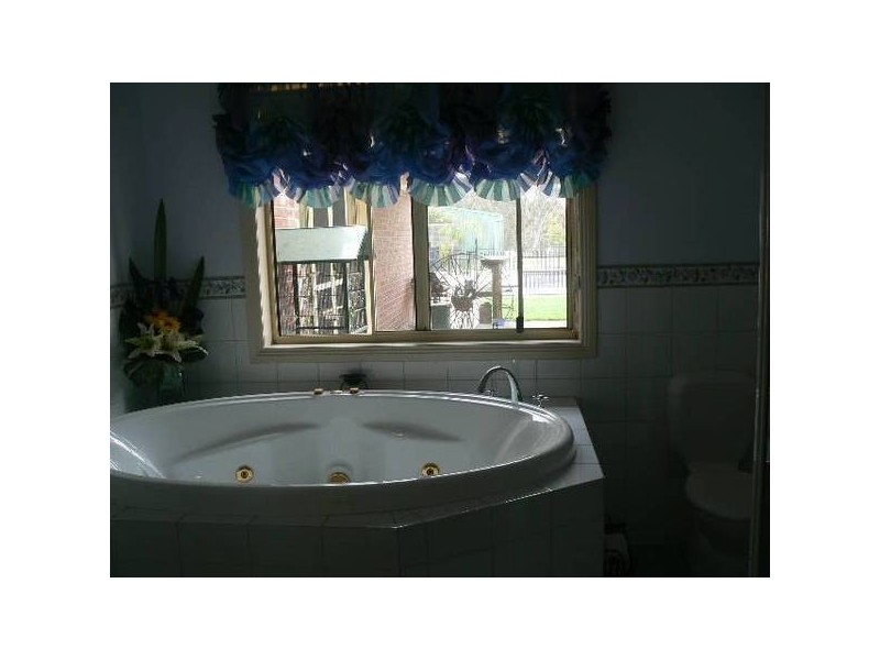 109 Schoeffel Drive, Echuca VIC 3564