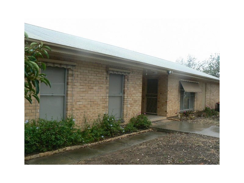 39 Maiden st, Moama NSW 2731