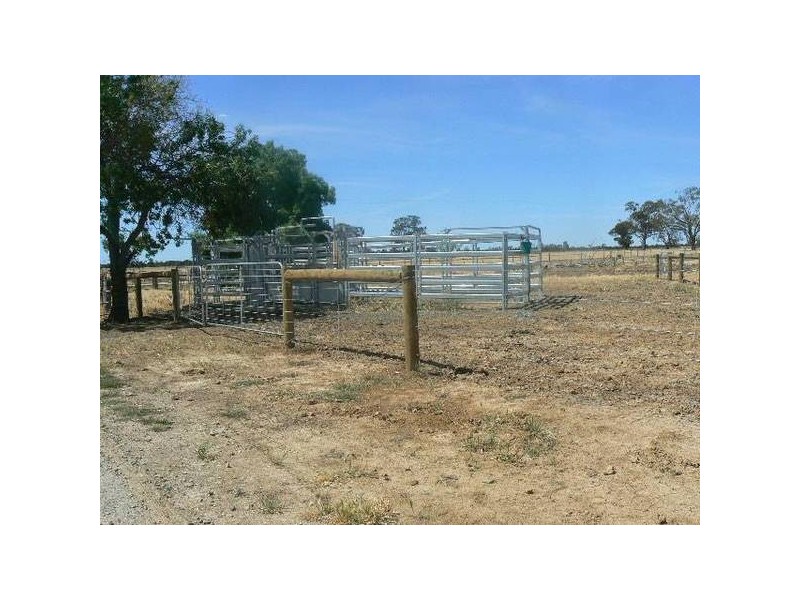 896 Rowe Road, Koyuga VIC 3622