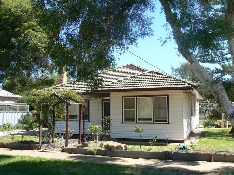 14 Barton Street, Lockington VIC 3563