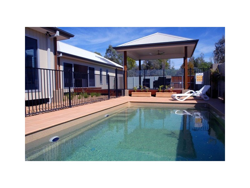 2210 Perricoota Road, Moama NSW 2731