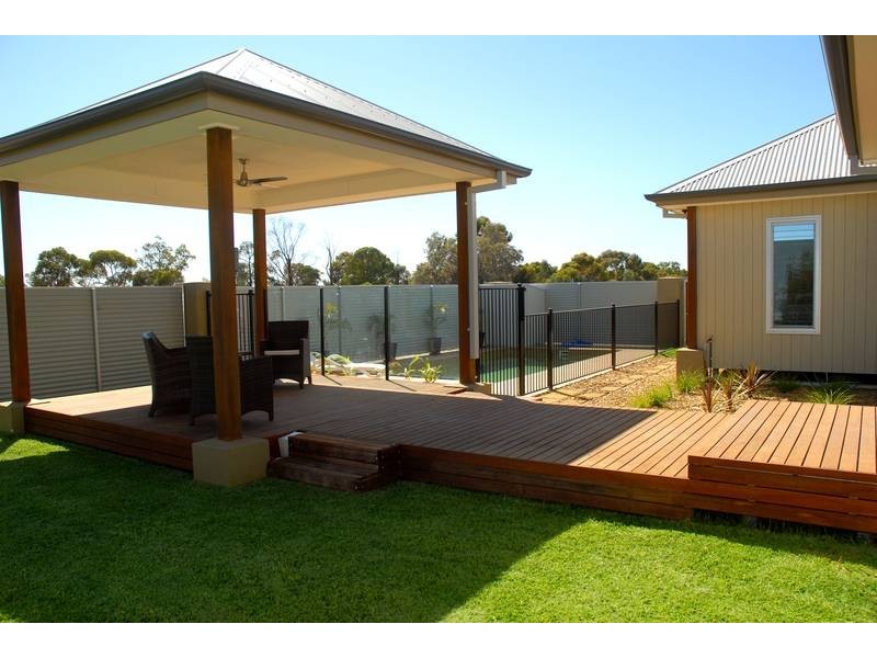 2210 Perricoota Road, Moama NSW 2731