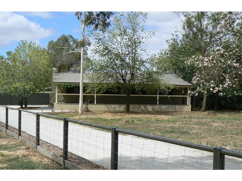 43-51 Pakenham Street, Echuca VIC 3564