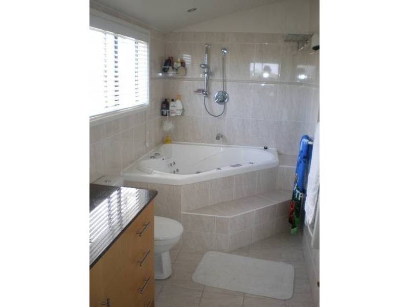 - BOWEN PL, Maroubra NSW 2035