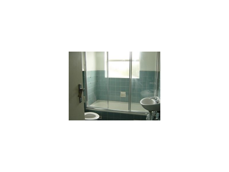 2 Maloney Street, Eastlakes NSW 2018