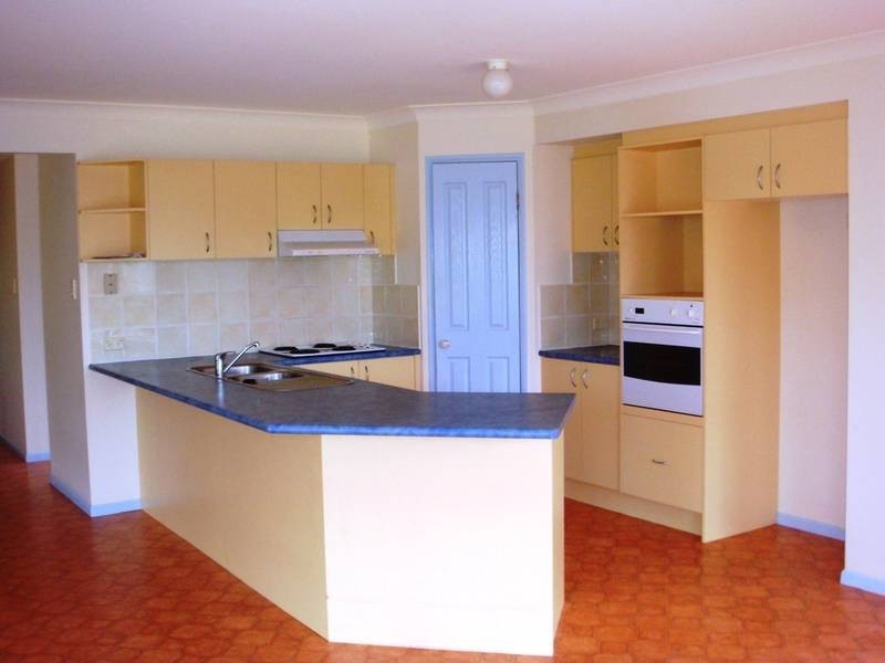 4 Taylor Drive, Pottsville NSW 2489