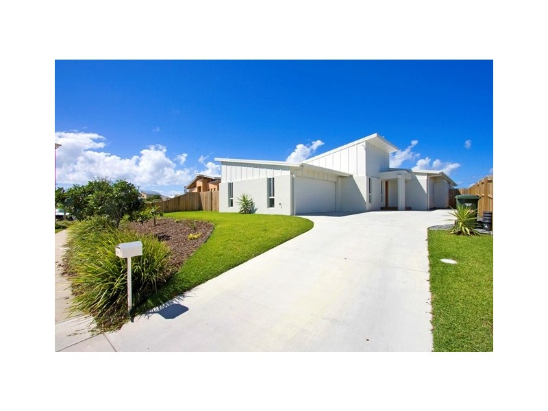 33 Casuarina Way, Casuarina NSW 2487