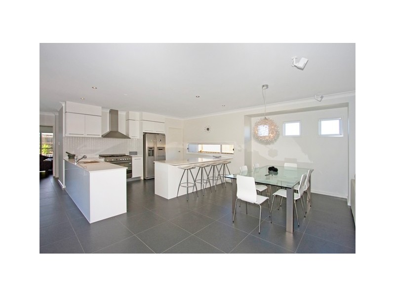 33 Casuarina Way, Casuarina NSW 2487