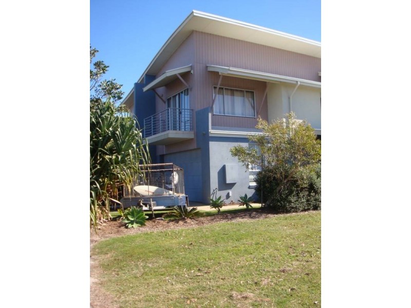 2/11 Coogera Lane, Casuarina NSW 2487