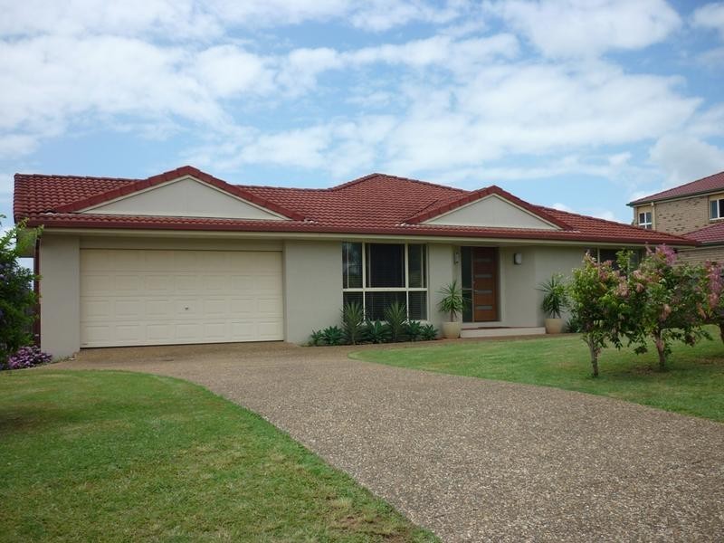 80 Lochlomond Drive, Banora Point NSW 2486