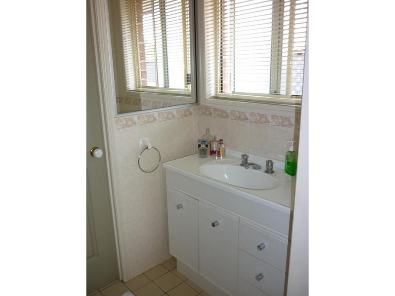 80 Lochlomond Drive, Banora Point NSW 2486