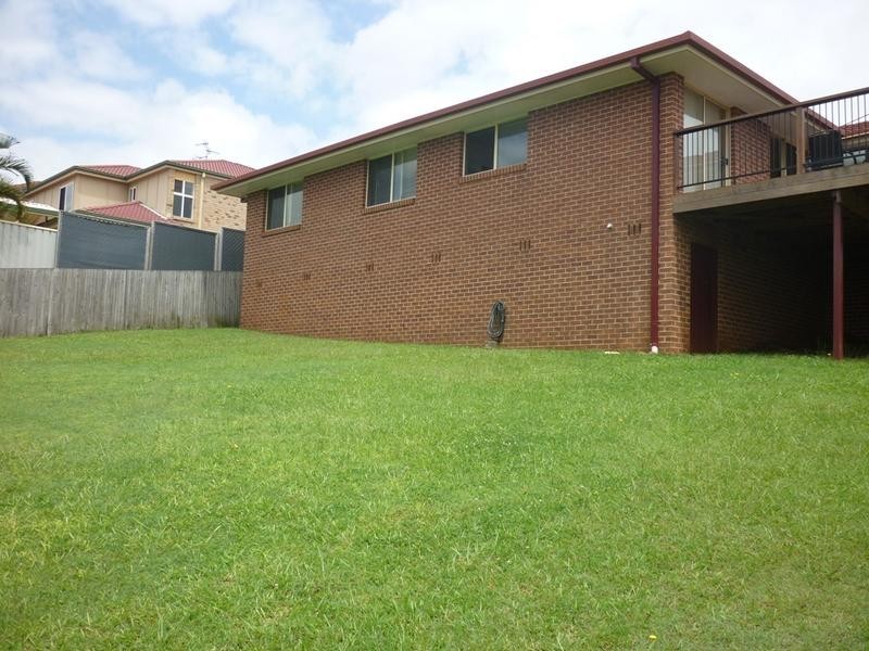 80 Lochlomond Drive, Banora Point NSW 2486
