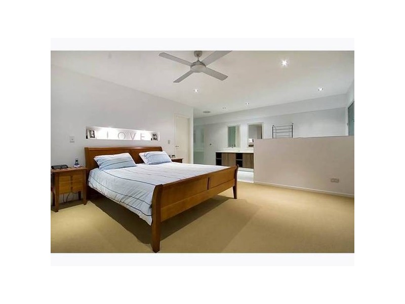 11 Cudgerie Ct, Casuarina NSW 2487