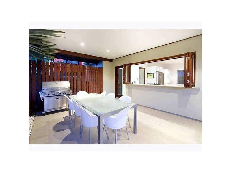 11 Cudgerie Ct, Casuarina NSW 2487