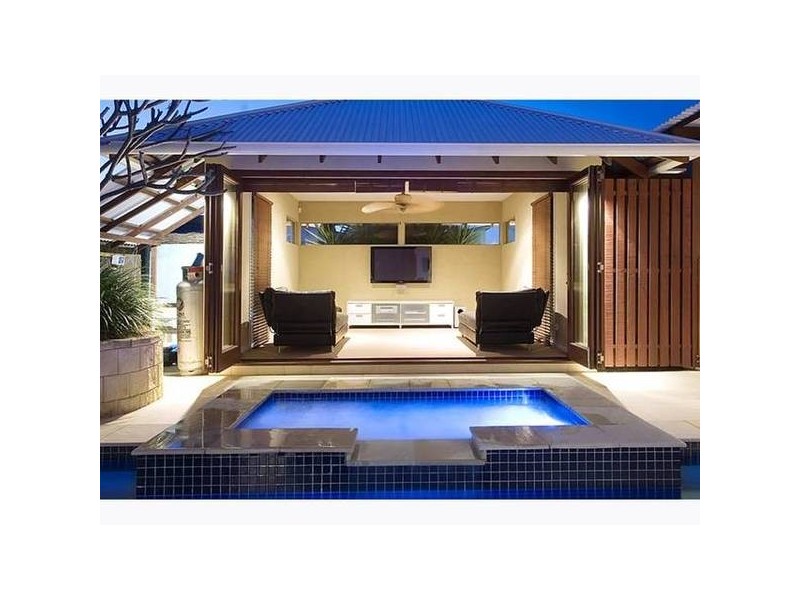 11 Cudgerie Ct, Casuarina NSW 2487