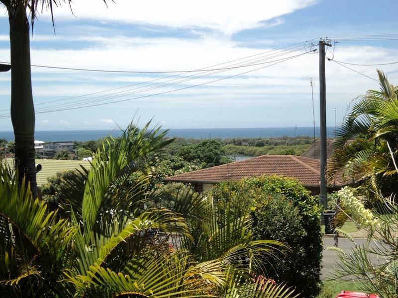 2/9 Dawes Avenue, Kingscliff NSW 2487