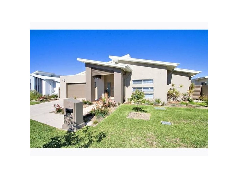 8 Tallows Ave, Kingscliff NSW 2487