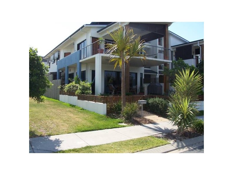 2/32 Kamala Cres, Casuarina NSW 2487