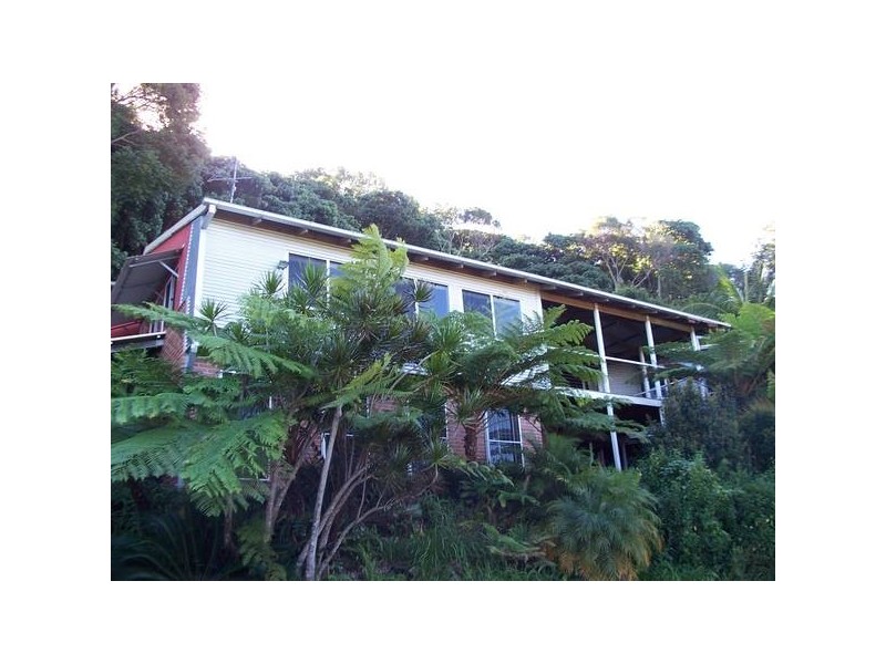 79 Bimbadeen Drive, Banora Point NSW 2486